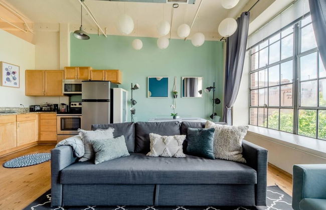 Hip & Vibrant 2 Bedroom Apartment with Parking & Wifi - Foto 5