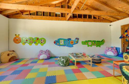 Tranquil Maricopa Retreat with Pool and Hot Tub - Photo 32