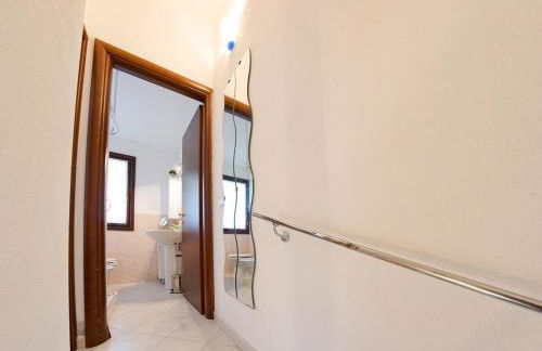 Villa with Pool -El Murigio- Free Wifi-AC-Parking - Foto 16