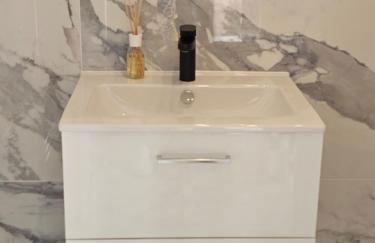 Allan & Ella House - Photo 32