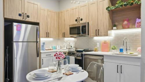 6min to Domain,12min DT Studio with Pool and Free Parking - Foto 1