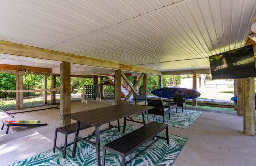 Waterfront Treehouse on the Cape Fear with Dock - Foto 4