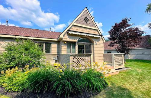 FV43 Bretton Woods single level home with AC on golf course - Foto 14