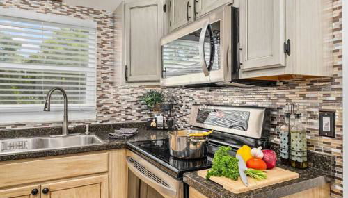 New Design-Movie Night Bar-Fire Pit-Hammocks-Games - Foto 3