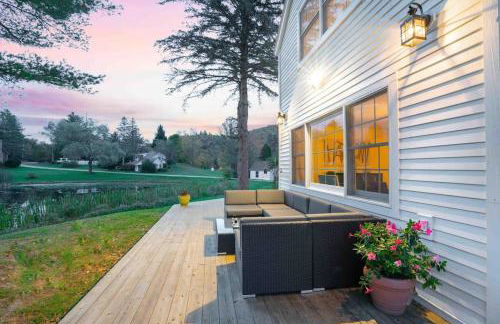 The Villa - Industrial Farmhouse with Hot Tub - Photo 6