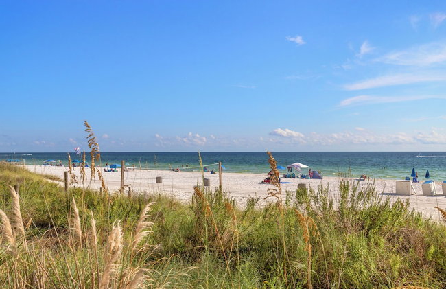 Family Friendly! 3bd, 2BA Home! Close to Beach! HOT Tub! - Foto 36