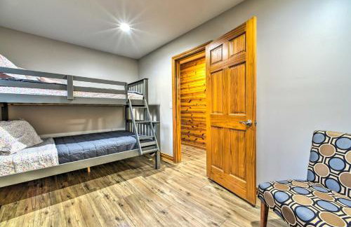 Lakefront Applegate Retreat w/ Private Beach! - Photo 26