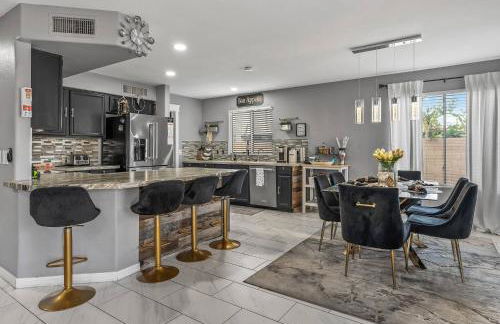 Spacious Entire Home 4B & 2.5B in Avondale Arizona - Foto 16