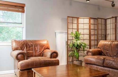 Millcreek Home, Quick Access to Canyons and Skiing - Foto 13