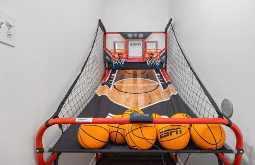 ATL Patio Paradise Pool, HotTub, Theater, GmRm, B-Ball - Foto 22