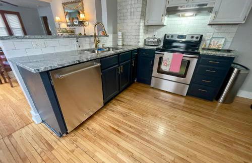 Come home to Kenwood Conveniently located Syracuse - Foto 24