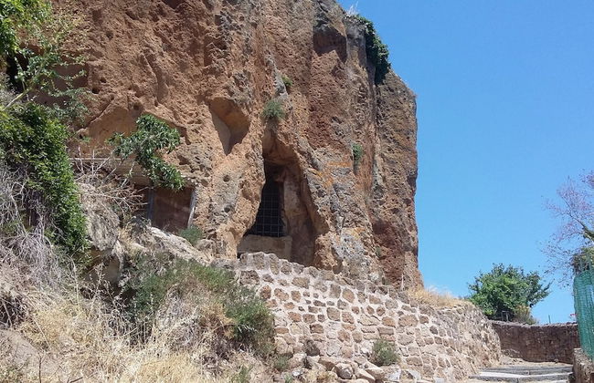 Blue House Near Bagnoregio-overlooking the Umbrian Mountains and Tiber Valley - Photo 54