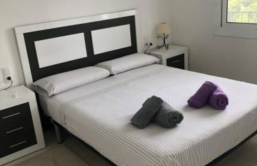 NUEVO. Reformado con vistas panorámicas y piscina - Foto 7