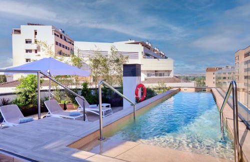 Apartamentos Luna Suites Granada - Foto 1