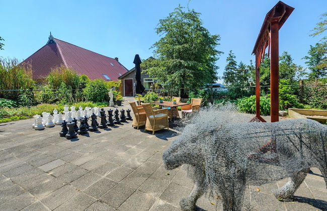 Enticing Holiday Home in Eastermar near Burgumer Mar Lake - Photo 26