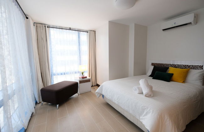 StayHome Asia at Two Central - Foto 1