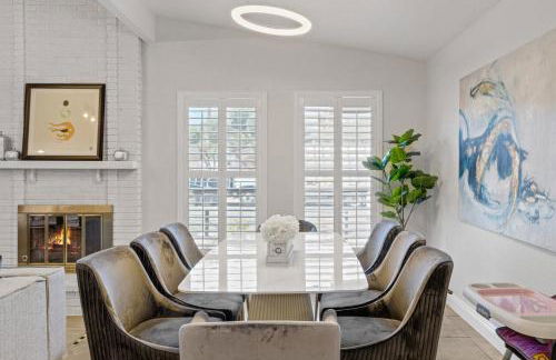 Vacation Home in Vegas w Pool 2 mile to Strip - Foto 45