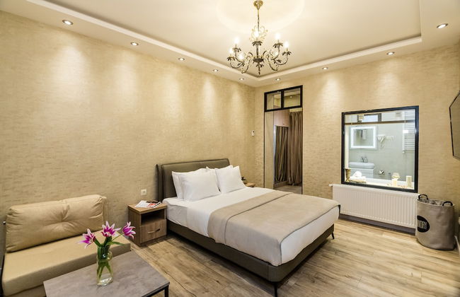 Dat Exx on Freedom Square - Photo 1