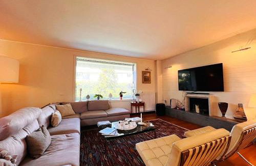 Exclusive Villa with Private Swimming Pool - Photo 7