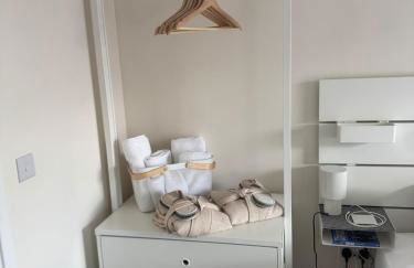 Lakeside Penthouse View - Photo 23