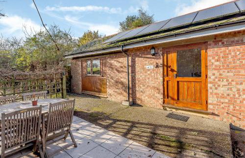 Blossom's Cottage - Photo 12