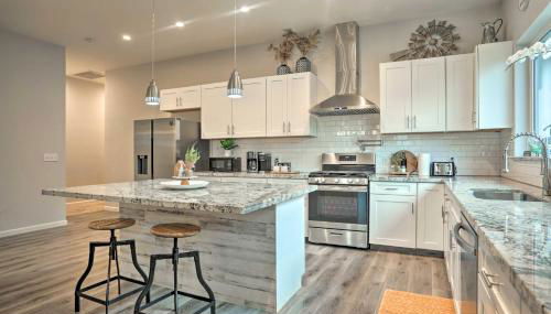 Stunning Clovis Home about 1 Mile to Old Town! - Foto 2