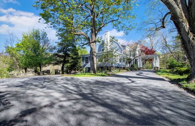 Jacuzzi - West Point - Family Friendly - Photo 32