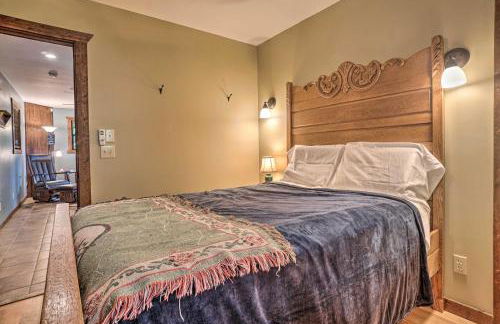 Yellow Mountain Blairsville Cabin with Scenic Deck - Foto 13