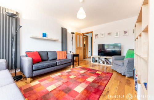 Bracken Bliss by Grandeur Property - Photo 3