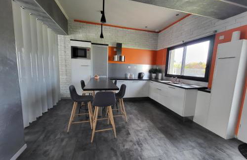 EMLAVIE - Maison familiale OU Loft SPA - à 3km Futuroscope - Foto 68