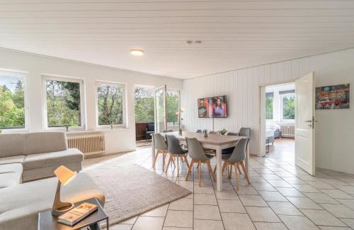 Berghof Wörner 2 Wohnungen für bis zu 20 Personen mit Balkon I Terrasse I 4 Bäder I NETFLIX I Ruhig und gemütlich wohnen - Foto 1