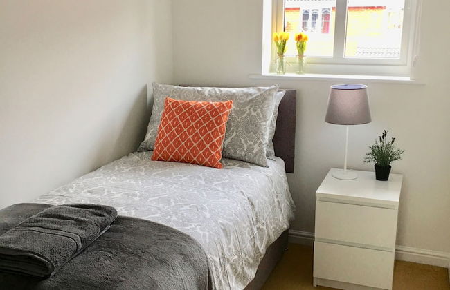 Eastleigh House near Airport - Foto 4