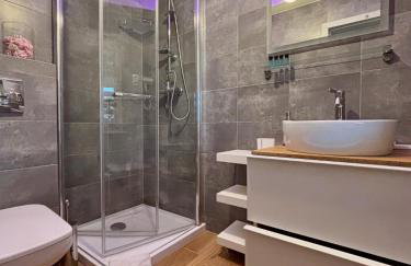 Apartament "Love Heaven" Jacuzzi SPA z dużą wanną z hydromasażem dla Dwojga - Foto 17