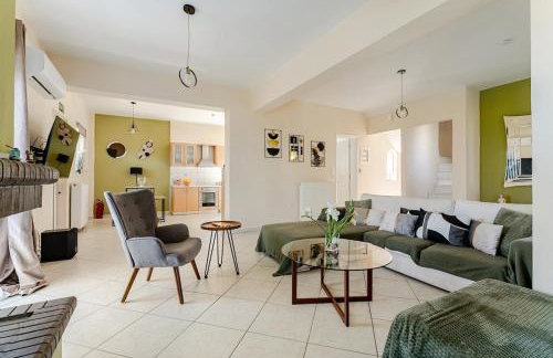 Luxury Seaview 3BDR Maisonette-100m to Beach - Foto 50