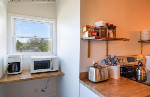 Top Floor Condo w/ Ocean Views [Admirals Quarters] - Foto 12