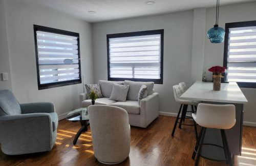 Luxury Modern Loft with Balcony Near MetLife & NYC - Foto 7