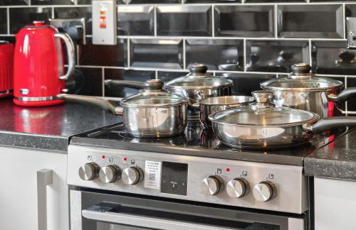 Hillsborough Home from Home, Garden and 2x Parking by StayByNumbers - Foto 17