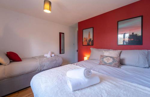 Spacious 3 Bed House, 5mins to HS2/ NEC/Airport. - Foto 9