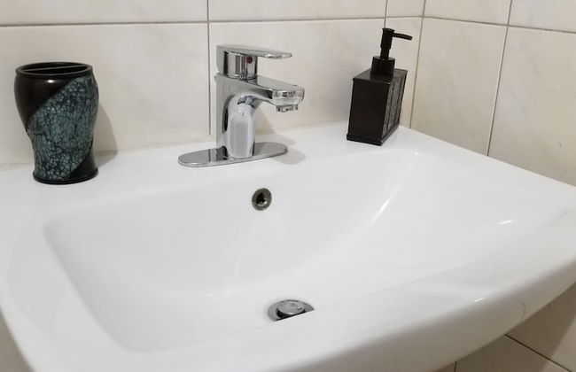 New Kingston Guest Apartment at Donhead - Foto 51