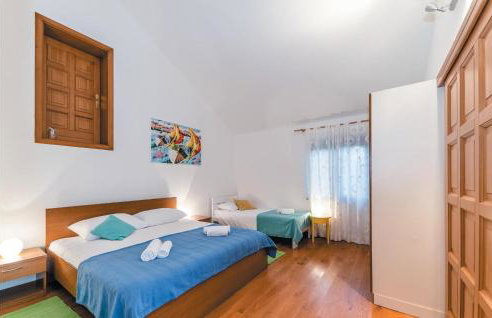 1 Bedroom Awesome Apartment In Kolan - Photo 14