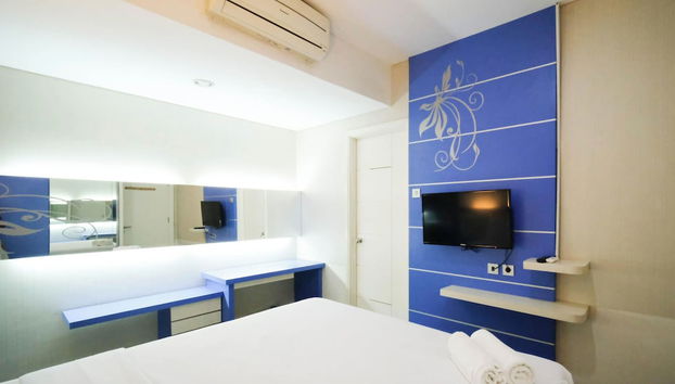 Strategic And Comfy 2Br Apartment At Trillium Residence - Foto 3, Habitación