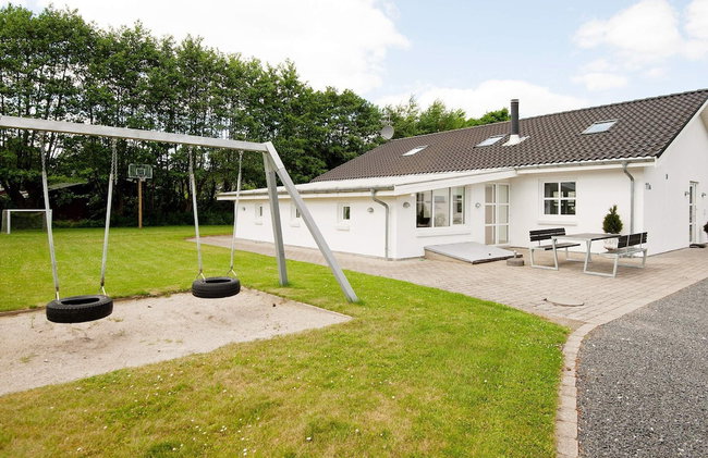 5 Star Holiday Home in Ega - Foto 1