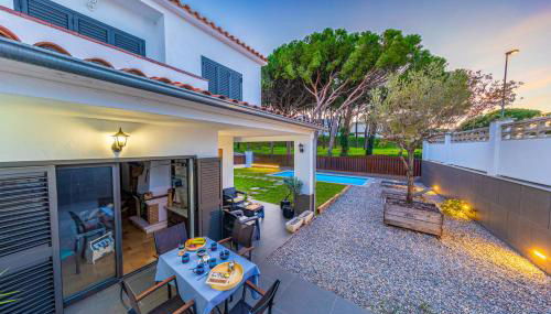 HOUSE APARTMENT L'ESCALA - Foto 3, Garden view