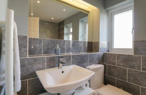 25 Resbury Close - Photo 18