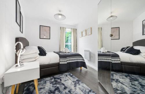 Cityfront Luxe Apt Near City Centre Facing Etihad & Coop Live, Free Parking - Foto 11