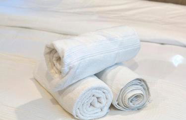 Charming Encino Retreat with Pool - Foto 43