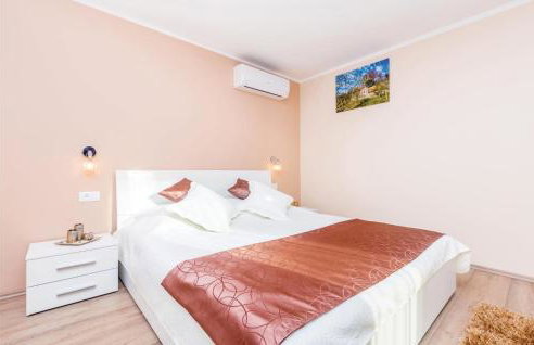 Nice Apartment In Krk With Wifi - Photo 33