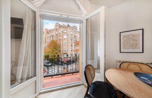 1Bedroom 1bathroom furnished - Rios Rosas - equipped in business area - MintyStay - Foto 4