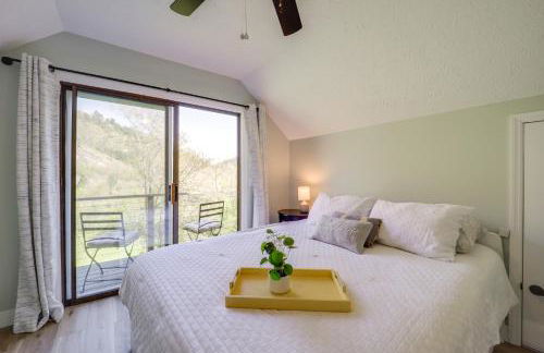 24-Acre Cottage with Hot Tub about 10 Mi to Blowing Rock - Foto 14