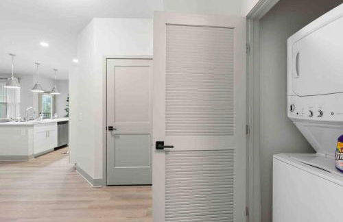 Stylish Living 5 Min From Downtown - Foto 12